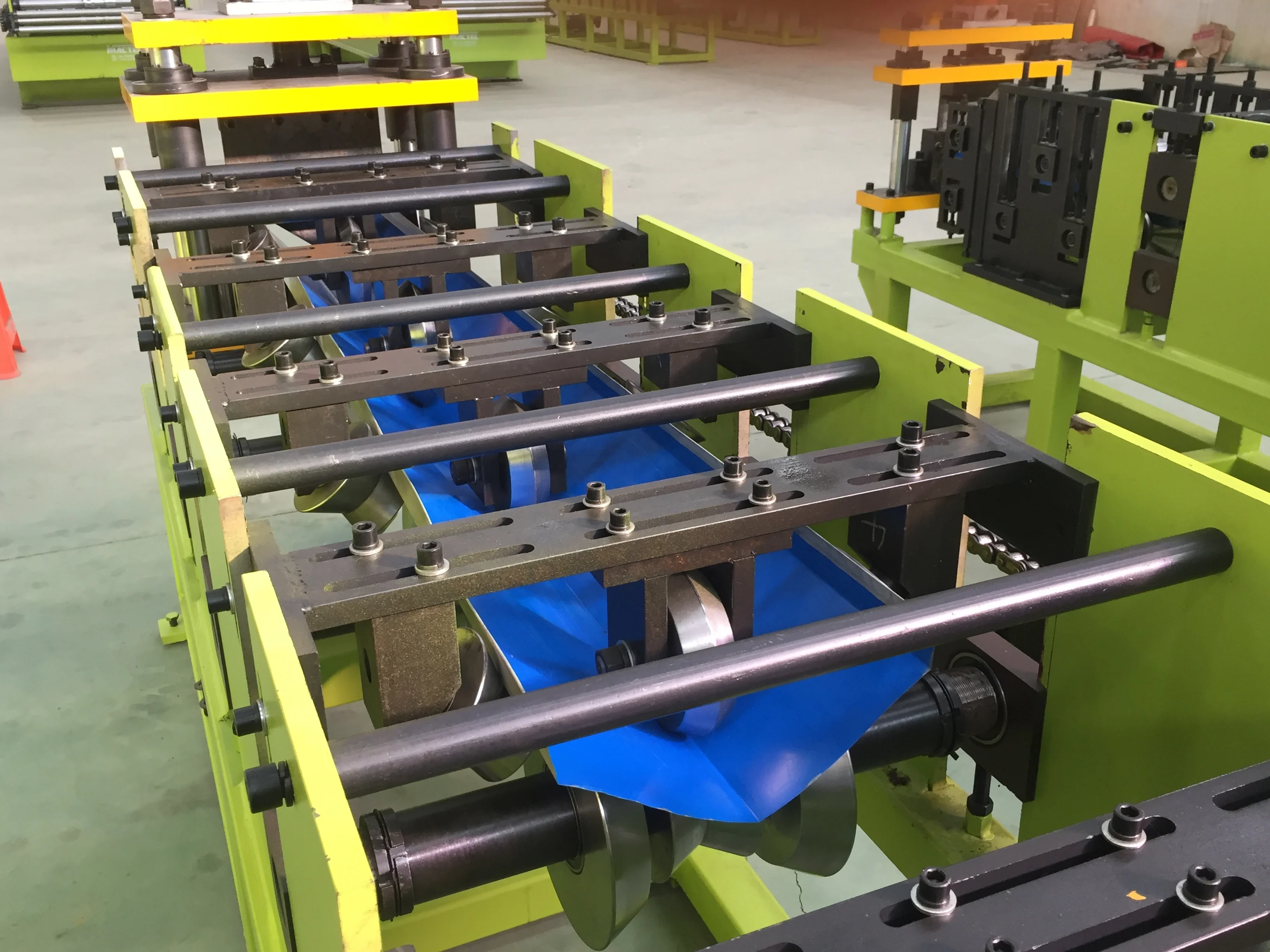 Corner bead V L shape steel channel angle roll forming machinery