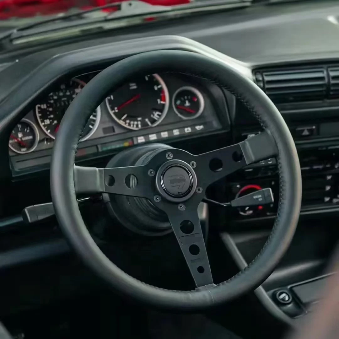 Tiypeor JDM Vintage Car Steering Wheel 3 Spoke Aluminum Bracket Deep Dish Sport Racing Steering Wheel