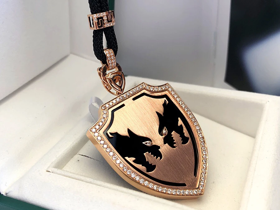 Popular Animal Design Diamond Cat 18K Solid Brushed Gold Pendant Necklace