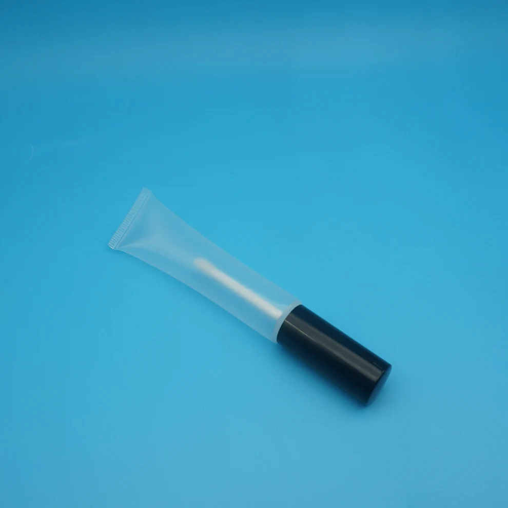 Cosmetic Packaging Dual Plastic Custom Lip Gloss Tube Manufacturers Lip Balm Bottle Container Packaging