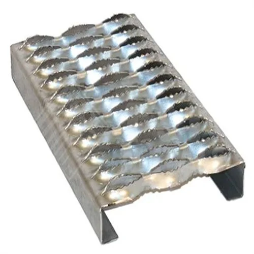 customized metal perforated stainless steel AL anti skid plate for stair steps slip