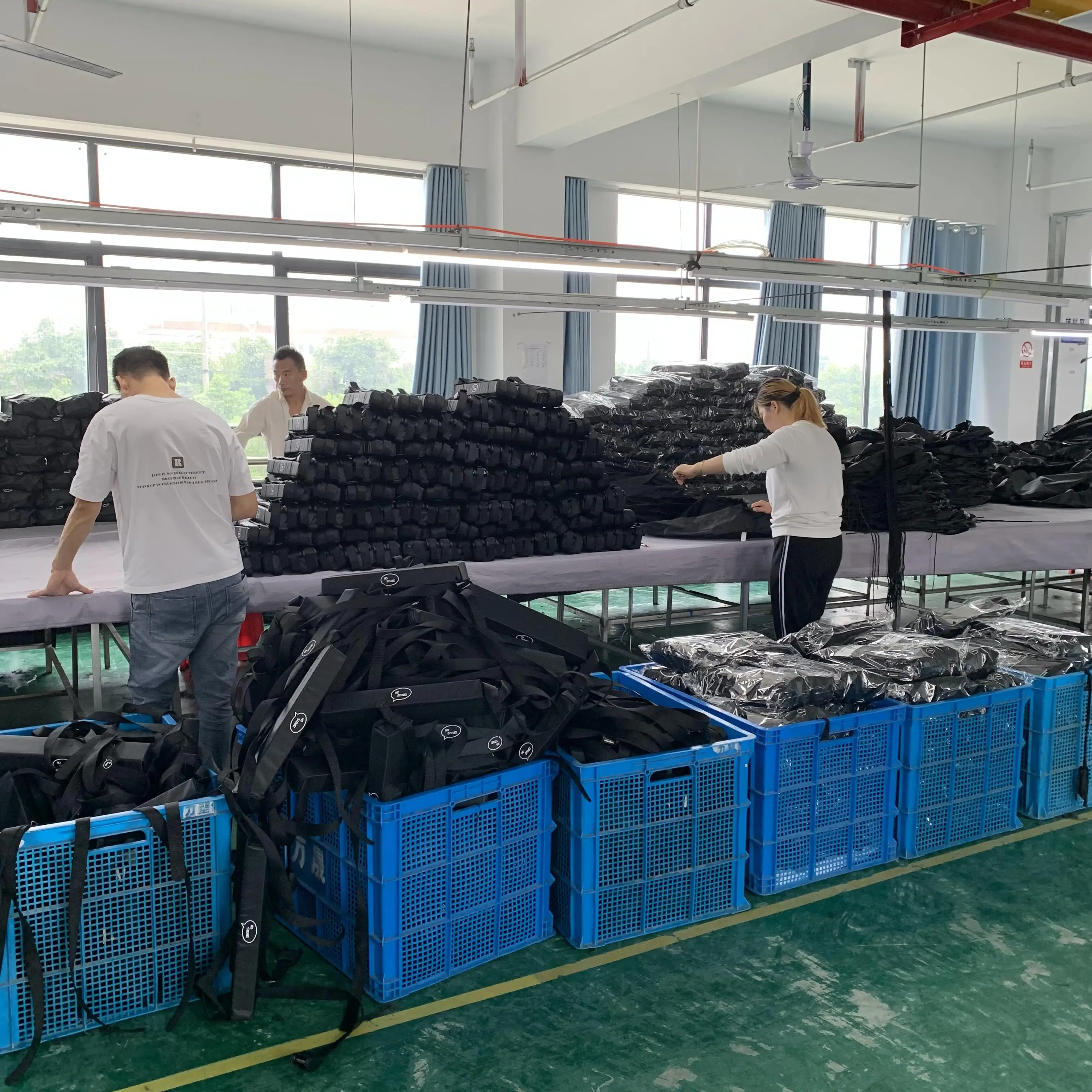 Hot Upgraded Universal Soft Roof Rack Pad With Tie Down Straps Carrier Snowboard and Luggage Universal Car Roof Rack Top Pads