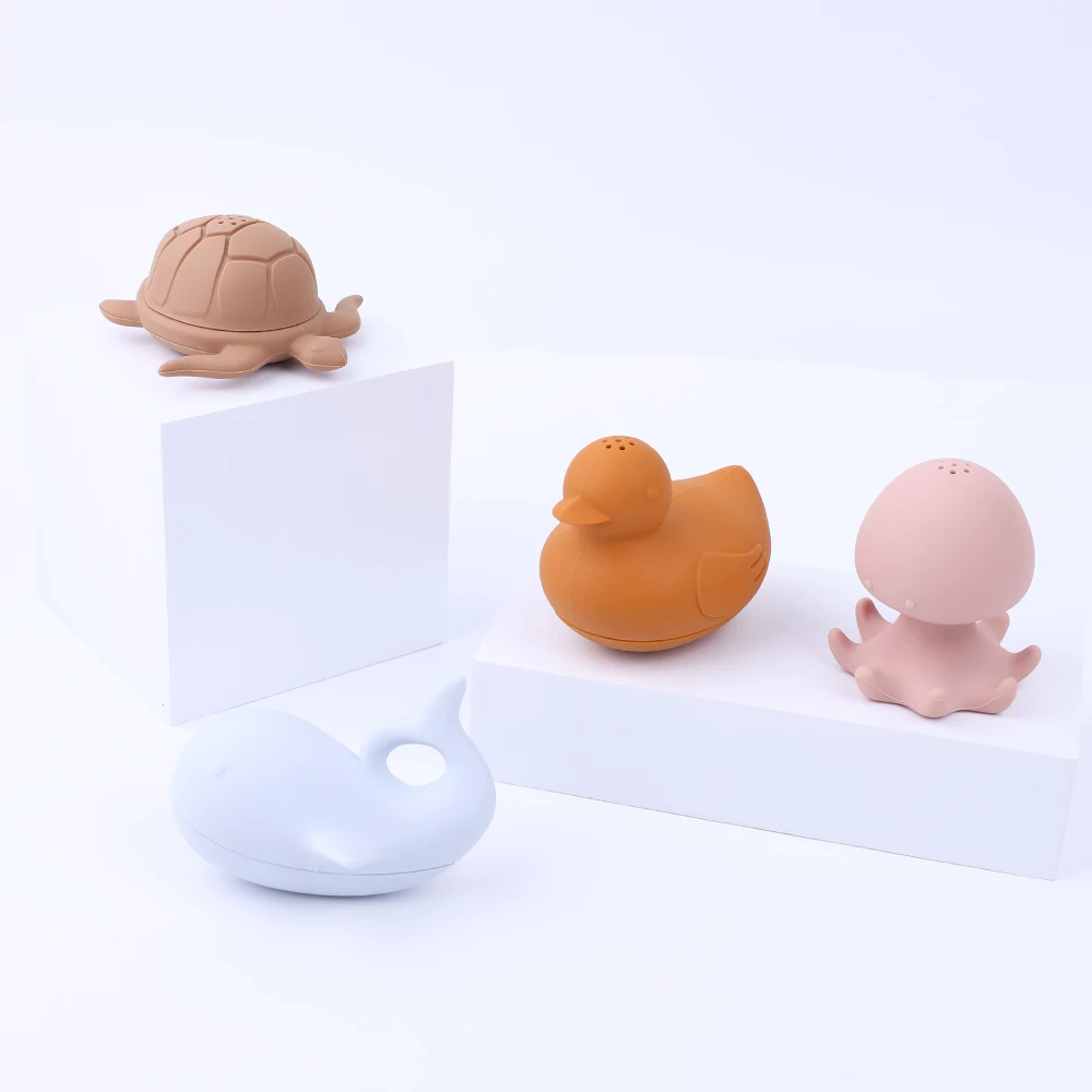 2024 New Wholesale Infant Foam Baby Bath Toy Cartoon Silicone Octopus Turtle Whale Duck Spray Water Squeezing Bath Toy For Kids
