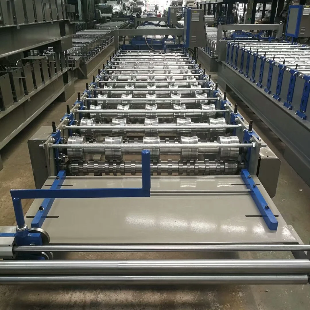 Colored steel IBR roofing sheet forming machine construction equipement