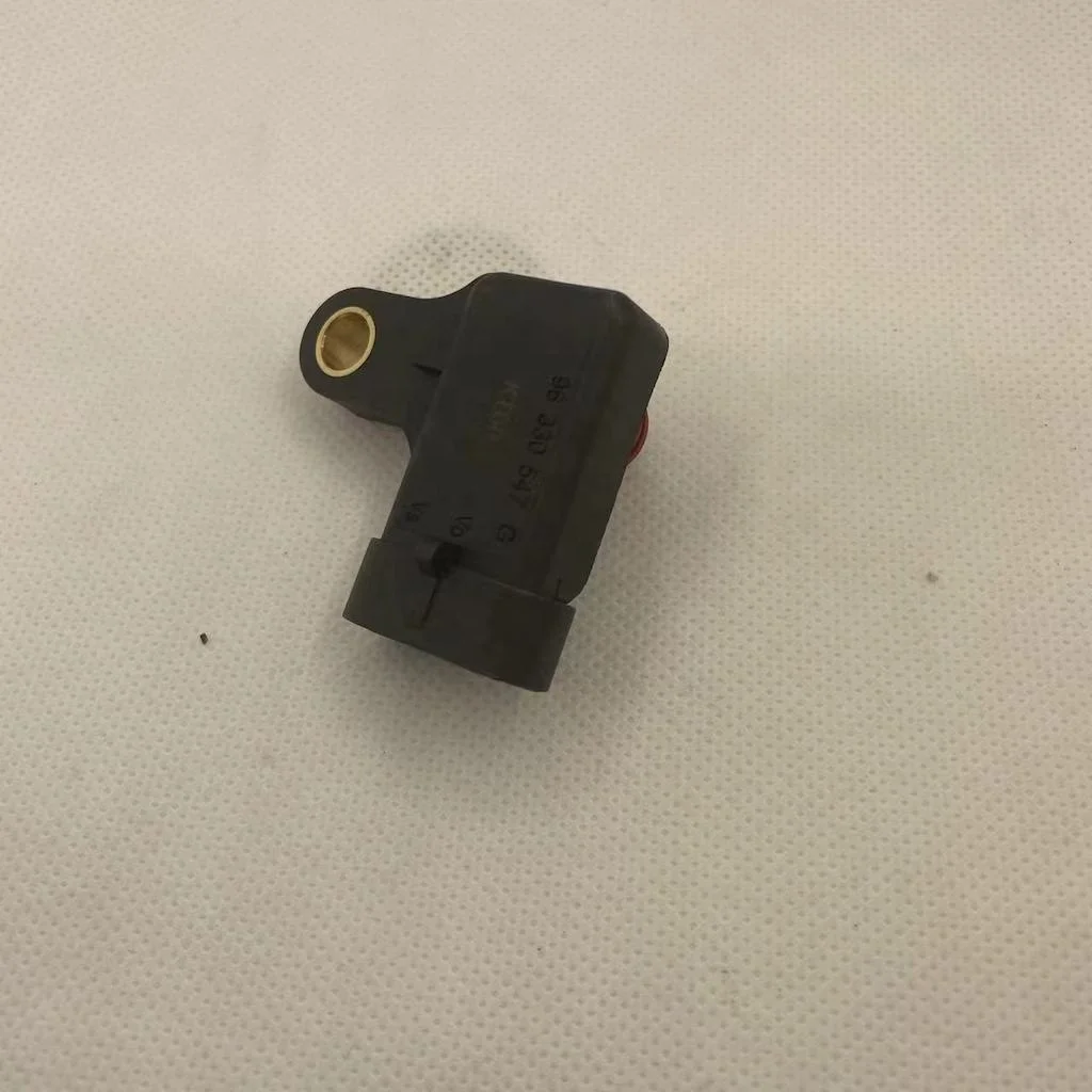 Manifold Absolute Pressure Sensor for Daewoo Kalos AVEO 96330547  25184081  25195788  96961040