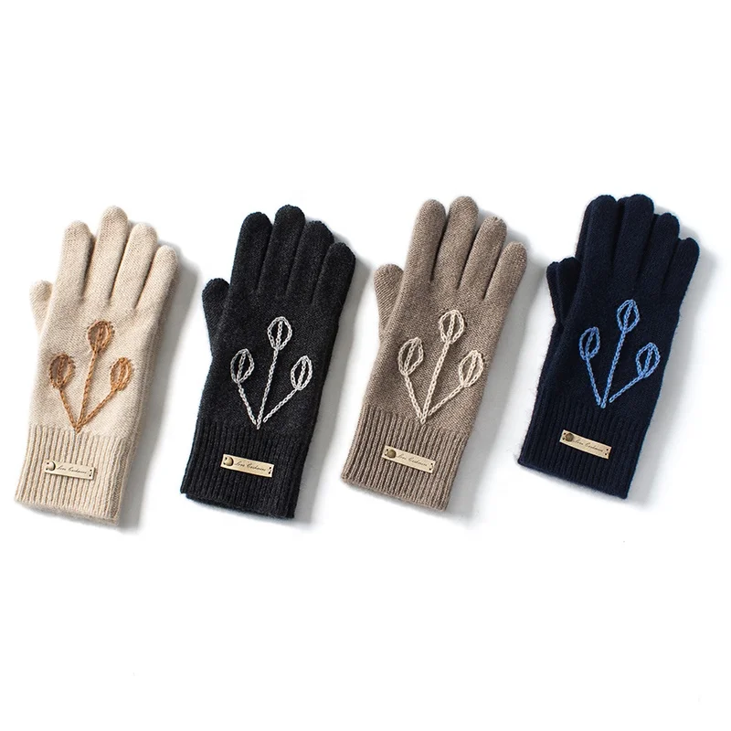 2021 new design factory direct sale elegant top grade cashmere household gloves with hand embroidery