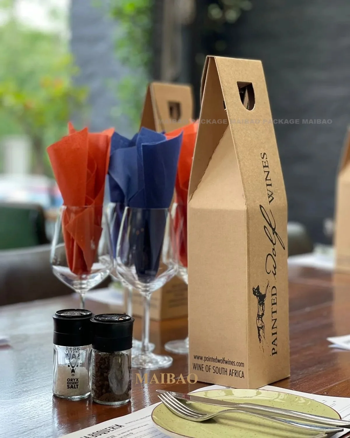 Custom Luxury Champagne Wine Kraft Bag Two Bottles Window Brown Kraft Paper Black Bag With Ribbon Satin Bow Tie Die Cut Handle