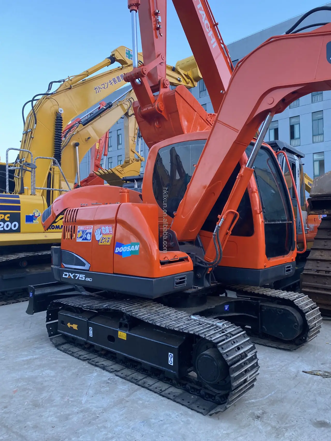 Используется 7 5 тонный мини-экскаватор Doosan DX75 низкая цена хорошее состояние небольшой гусеничный экскаватор для продажи
