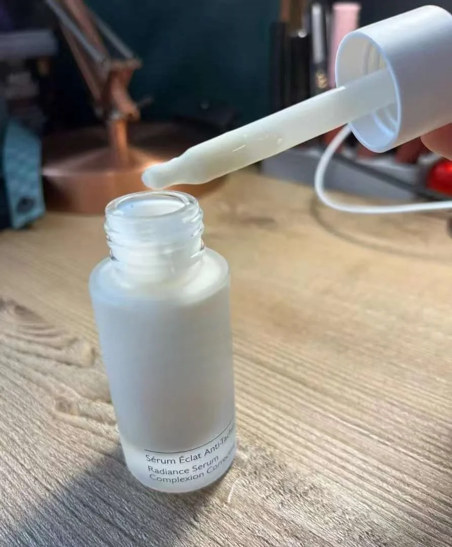 High quality CAU Skin Anti-Aging Brightening Dark Spot Correcting and Whitening Grape Facial Essence