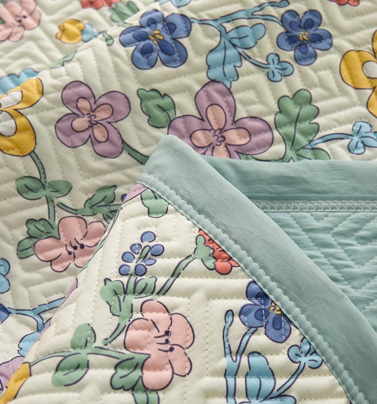 Summer Quilt Bedspread for Bed Sheet Cover Lightweight