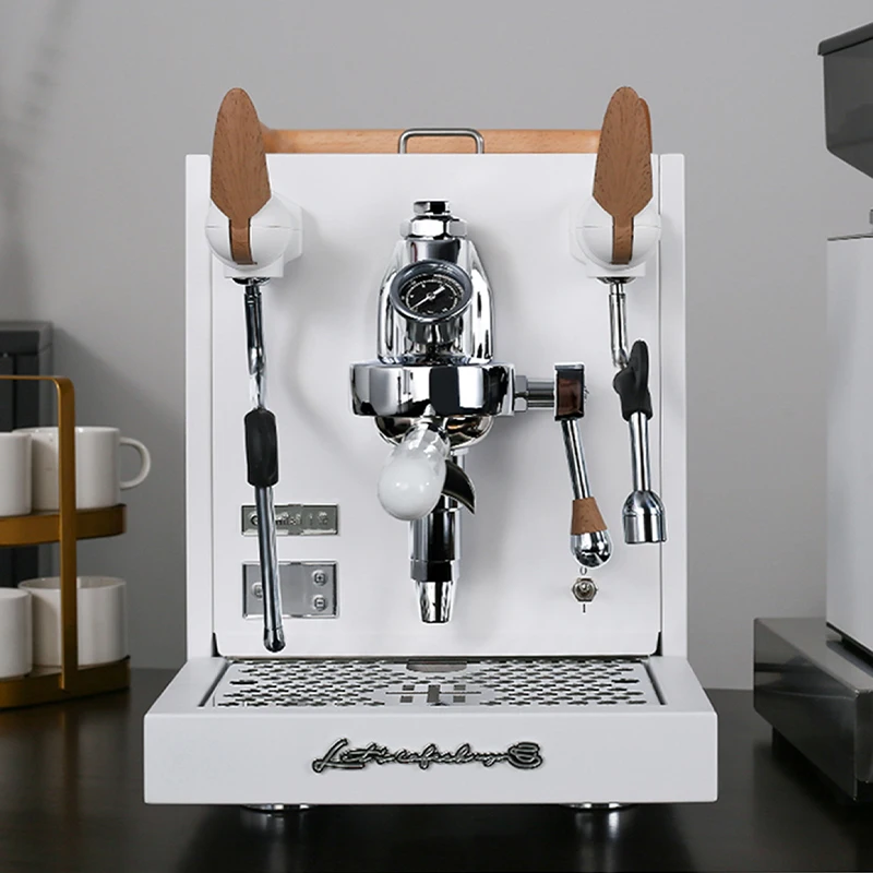 Coffee machine 	 comercial coffee machine  coffee machine
