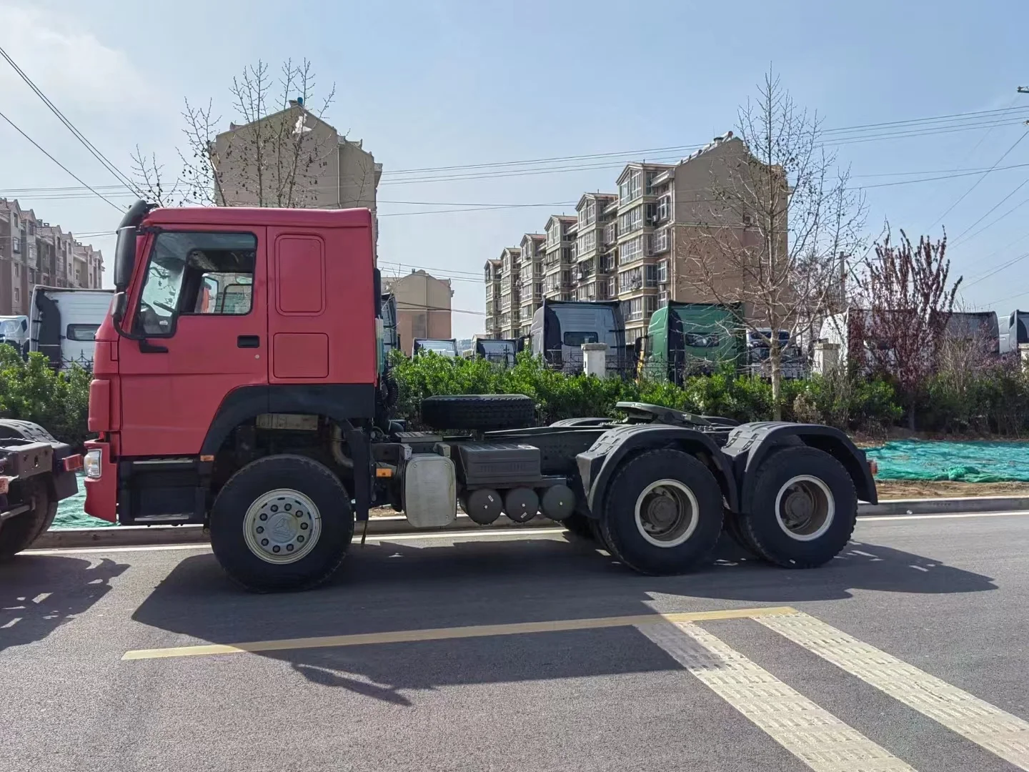 howo 6*4 new produce truck tractor