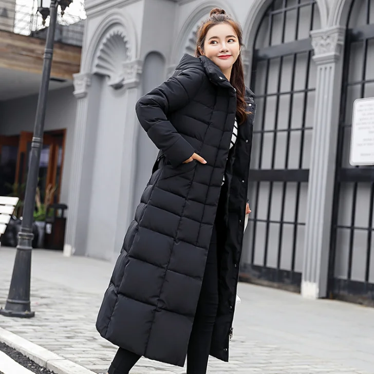 2020 winter new female long section over the knee slim thick coat large fur collar down cotton coat wholesale