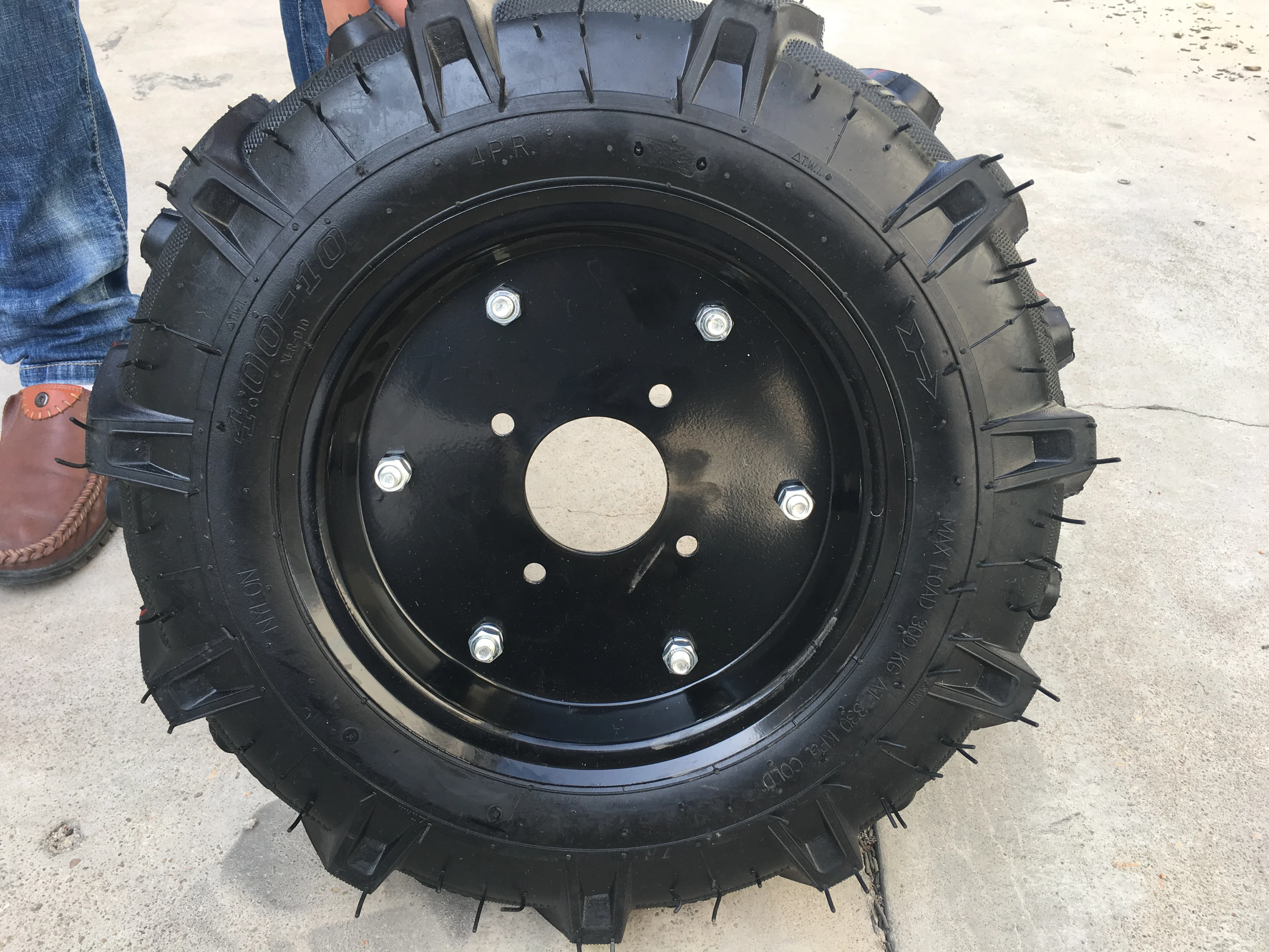 Qingdao factory supply farm wheel trailer wheel tractor wheel tiller tire 4.00-10