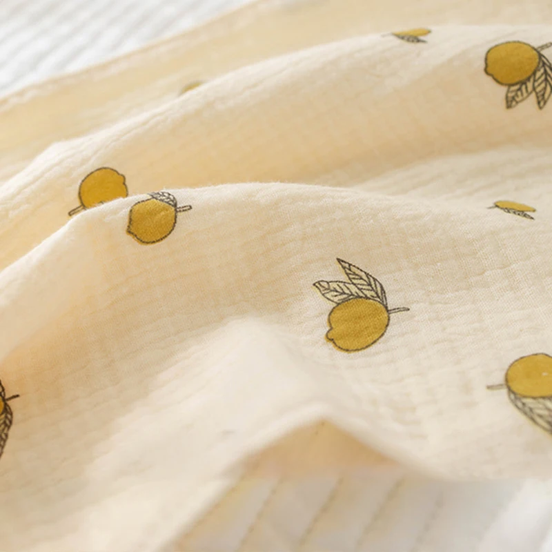 Hot Sale Wholesale Absorbent Cute Soft Bib Saliva Towel Cotton Gauze Printed Baby Bath Towels