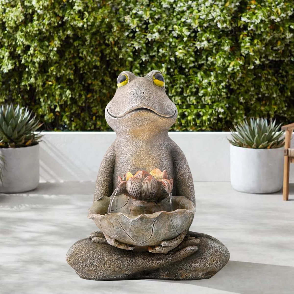 Manufacturer Garden Outdoor Decorative Custom Frog Shape Waterfall Fountain With Led Lights