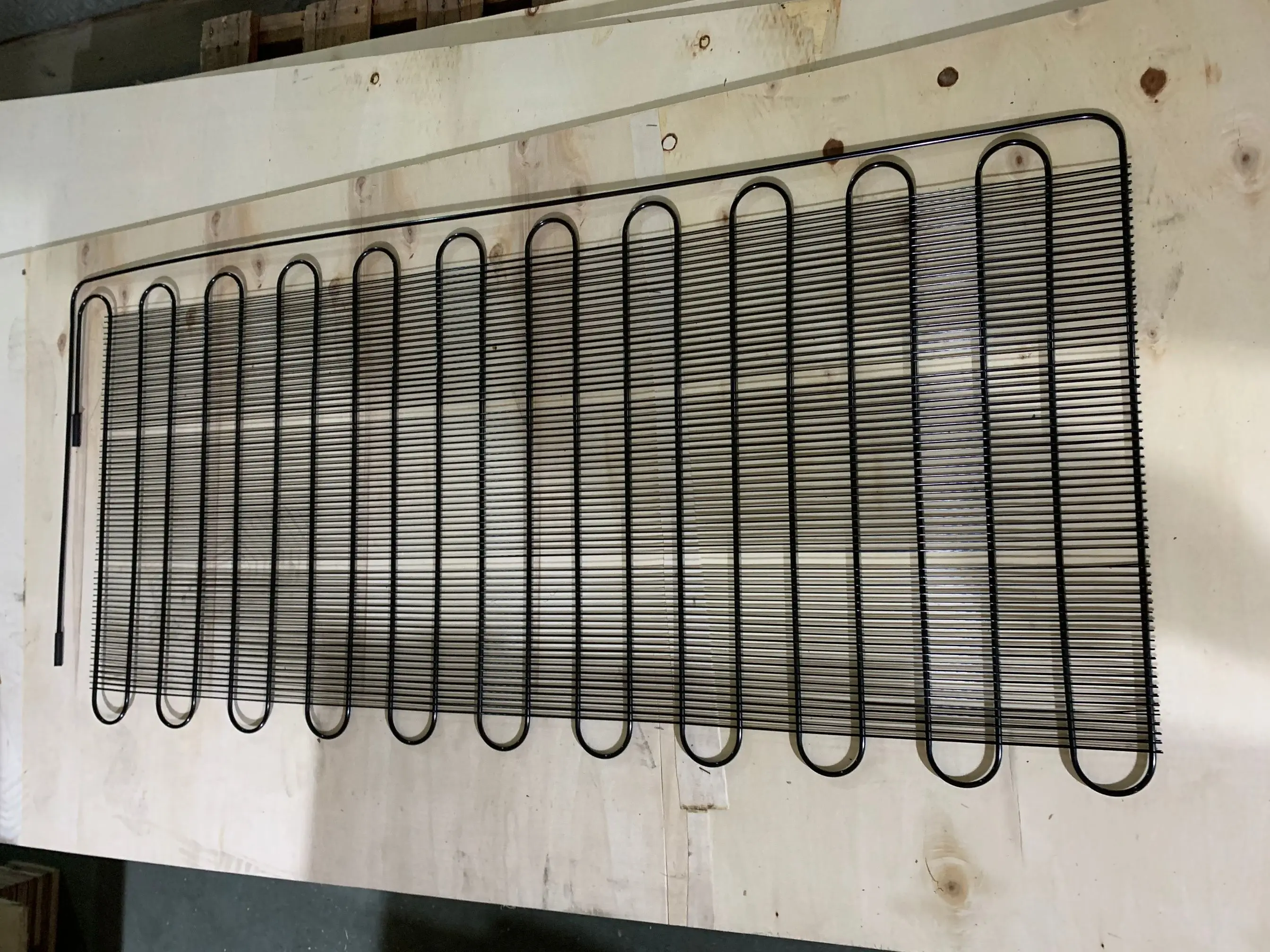 Refrigeration parts / Condenser for refrigerator / wire tube refrigerator condenser