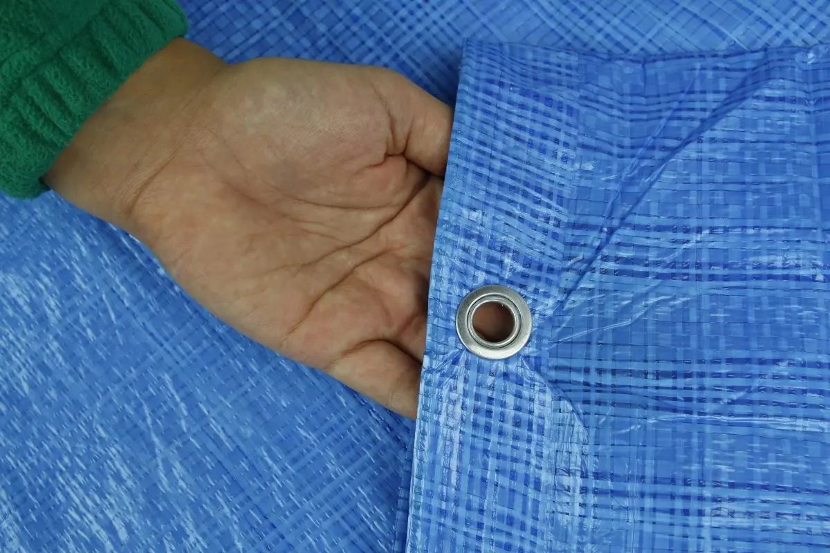 Tarpaulin polyethylene plastic sheet with 6 black bands 4m x 6m