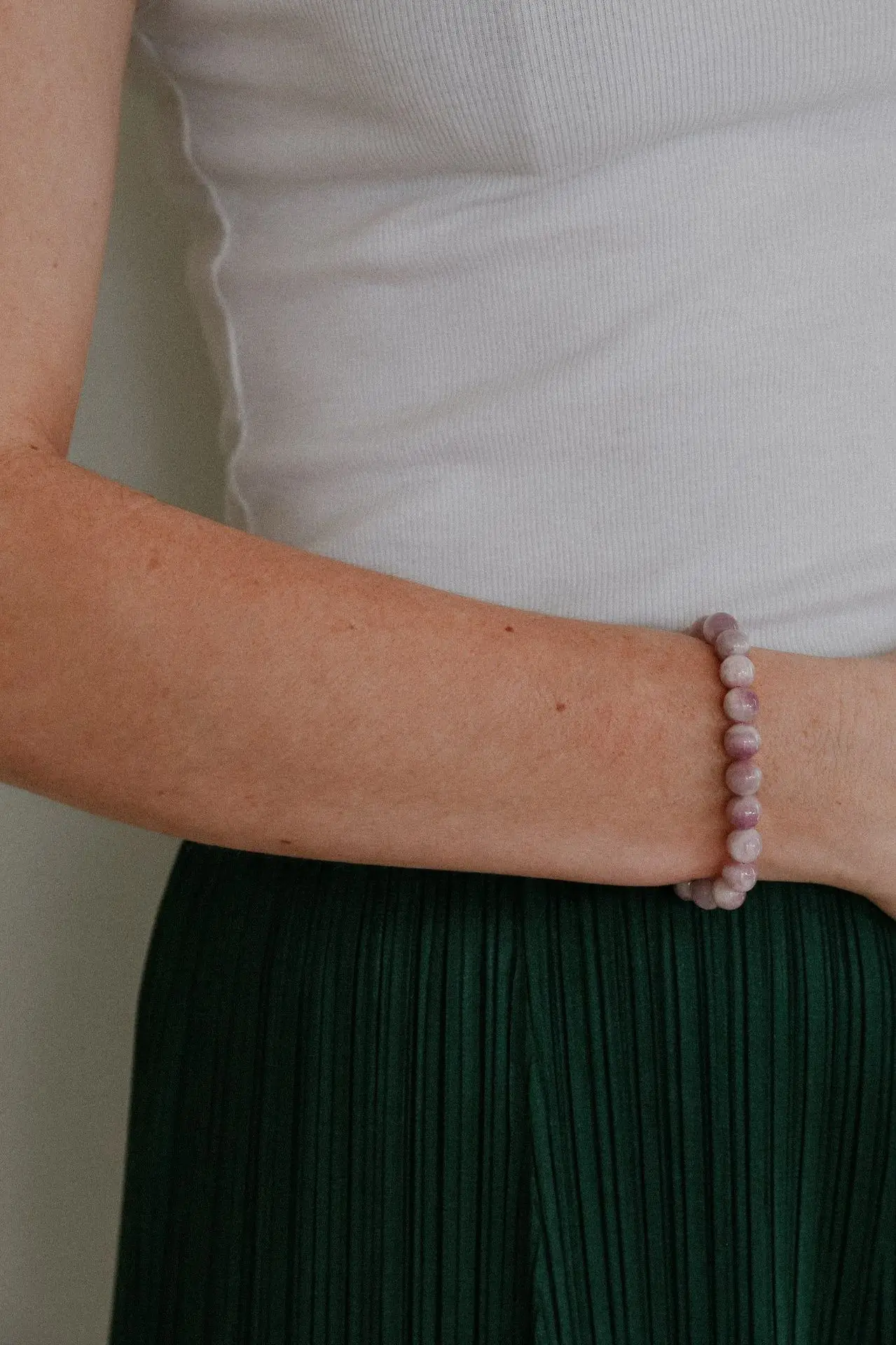 Purple round bead clavicle chain Natural stone titanium steel lock handcrafted niche beaded Nigerian party bead necklace set