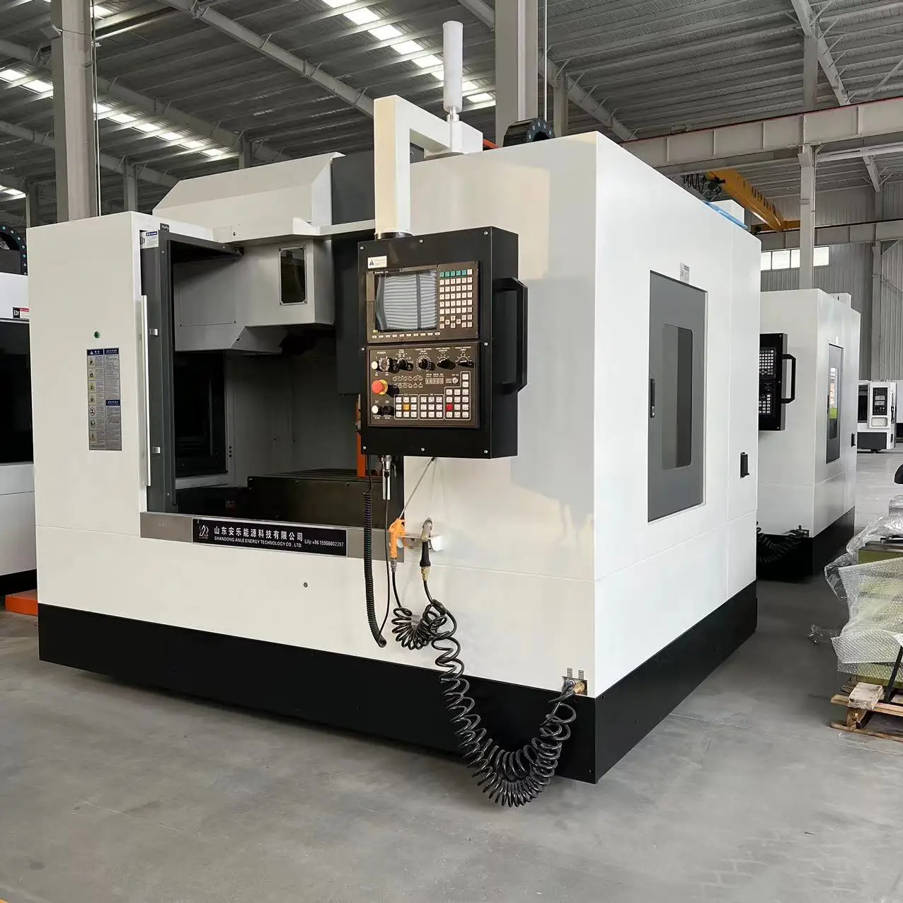 Factory 3 Axis CNC Vertical Machining Center Price VMC850 VMC1160 Vertical Machining Center