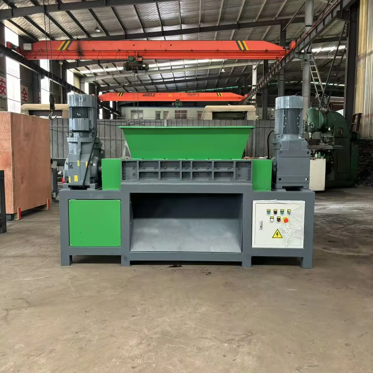 Высококачественный двухвальный мощный измельчитель больших шин