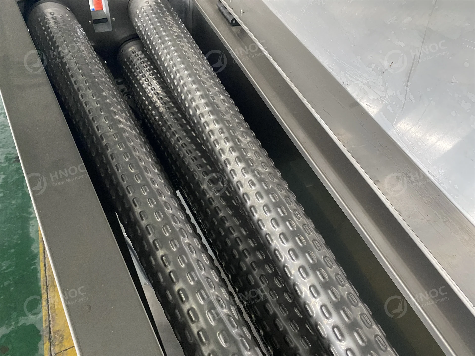 Full automatic irregular  bear  Lollipop production line auto hard candy making machine candy machine maker