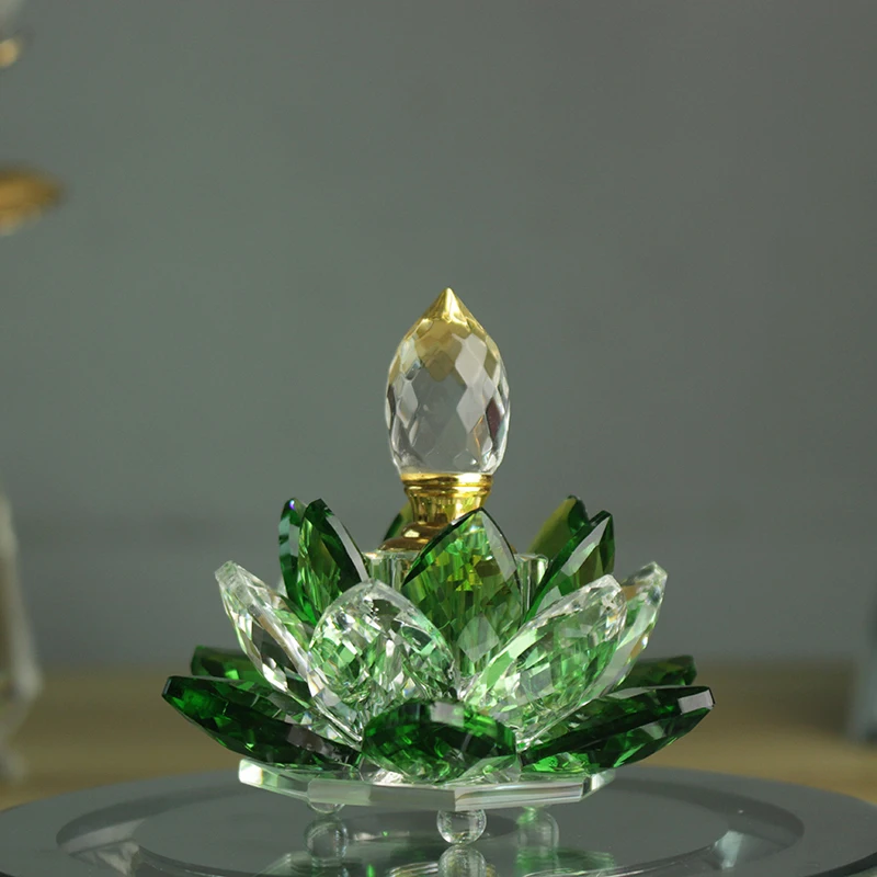 Красивая многоразовая бутылка для парфюма в форме цветка лотоса