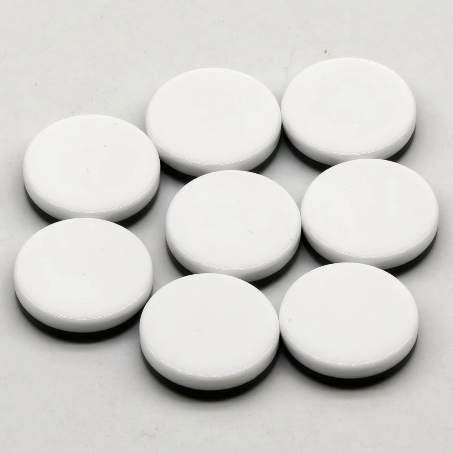 factory direct sales stock luxury high quality luxury backgammon checker hand made acrylic chess pieces set checkers