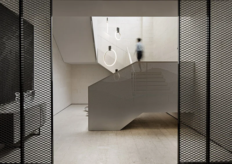 Titanium gold stainless steel design decorative wall partitions for Hotel lobby