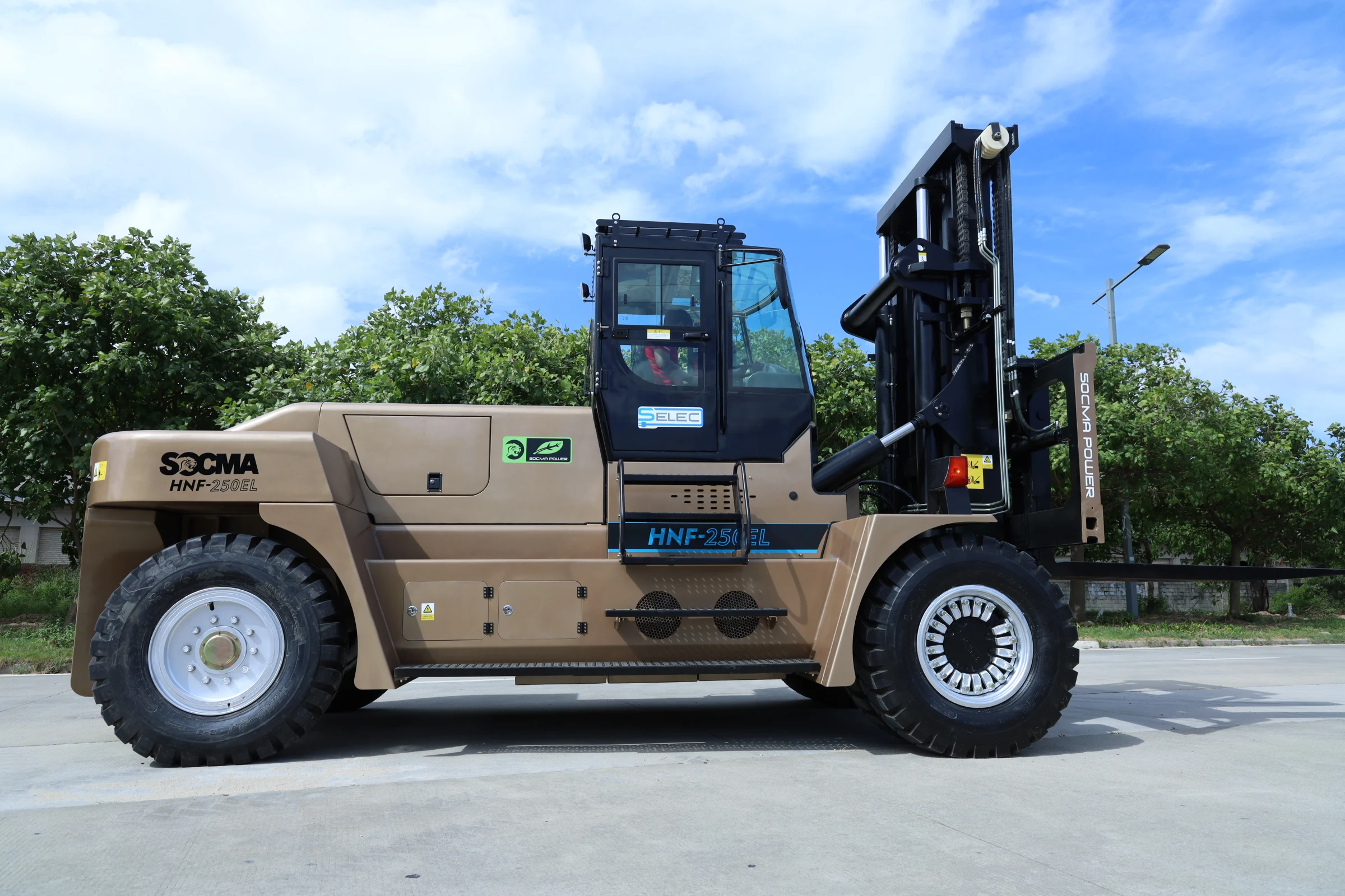 Heavy Duty Big Electric Forklift(Lithium Ion Battery) Capacity 12 Ton 16 Ton 20 Ton 25 Ton Attachment is Optional