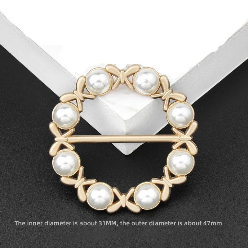 hot sale Silk Scarf Ring T-shirt Tie Clips,Fashion Metal Round Circle Clip Buckle Clothing Ring Wrap Holder for Women