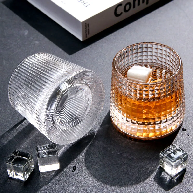 Manufacturer Whiskey Glasses Set of 4, Rotatable Tumbler Crystal Glass Cups, Drinking Glasses Gift Box, for Scotch Cocktails