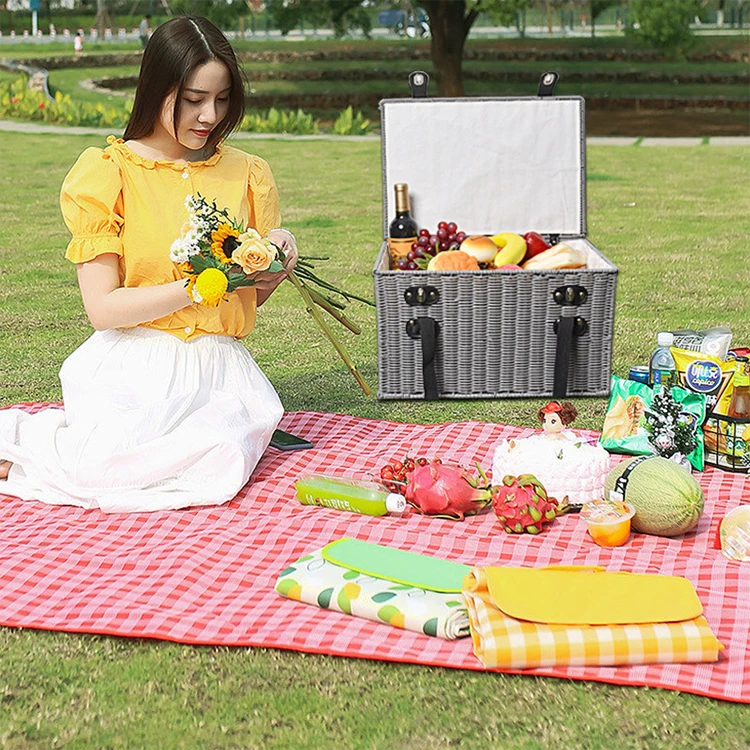 Элегантные плетеные корзины для хранения хлеба и