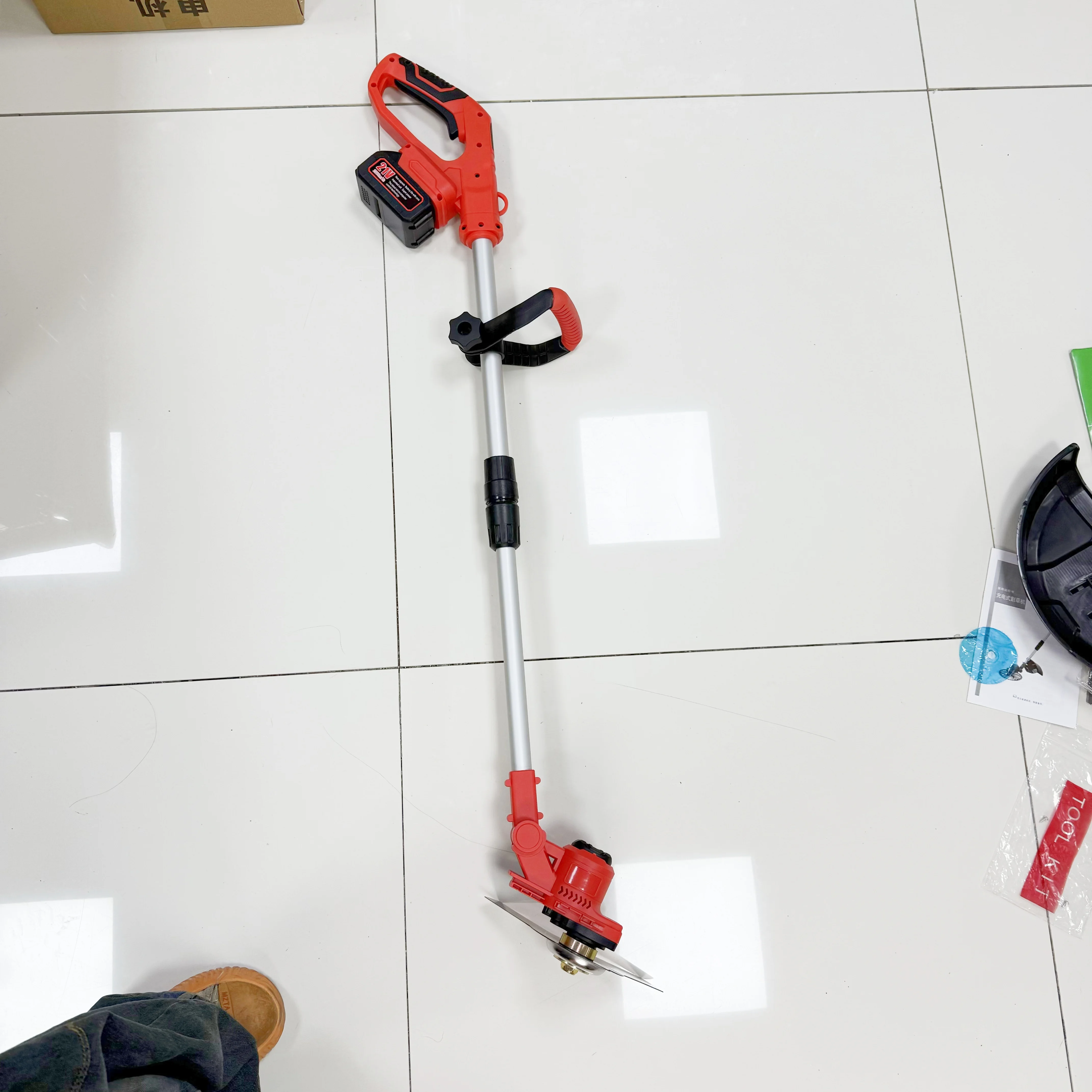 9 inch Cordless brush cutters with full copper motor aluminum alloy telescopic pole garden mower battery powered grass trimmer