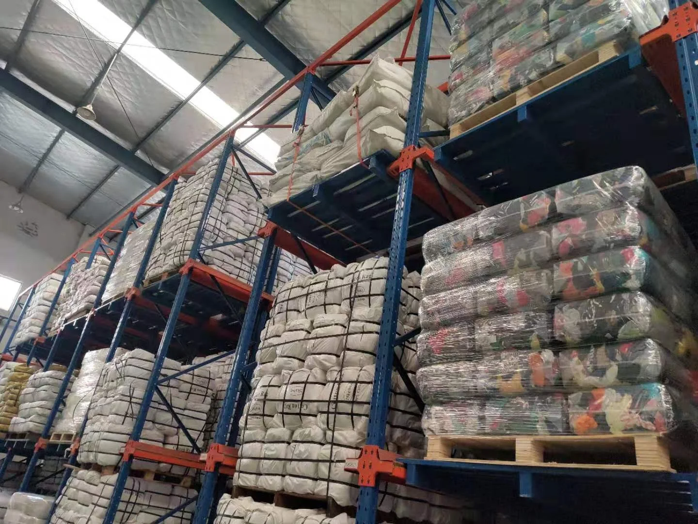 Мягкие квадратные простыни стандартного размера использованные белые тряпки из морского хлопка для