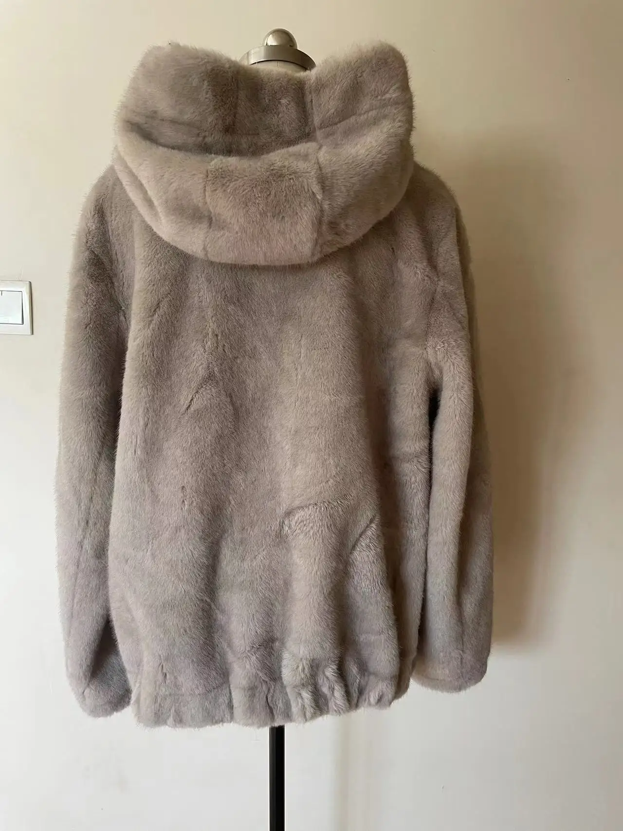 New Hot winter Artificial faux fur coat cheap custom fake faux fur coat women long Fur Coats