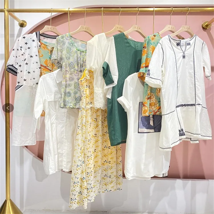 Second Hand Clothes Wholesale Cheapest Price Women Men High-quality Used Clothing The 2022 summer dress