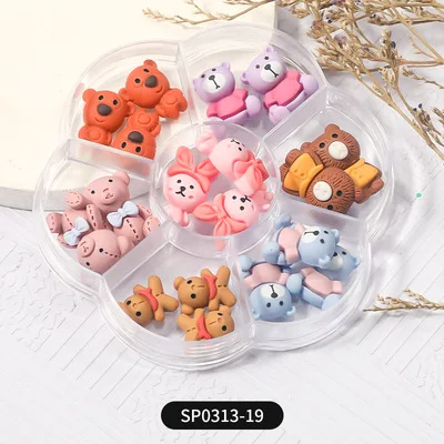 ND1170 Nail Art Design 7 Grid Boxed Bow Bear Cartoon Animal Pearl Rhinestone Polymer Clay Slices Jewelry For Nail Art Decoration