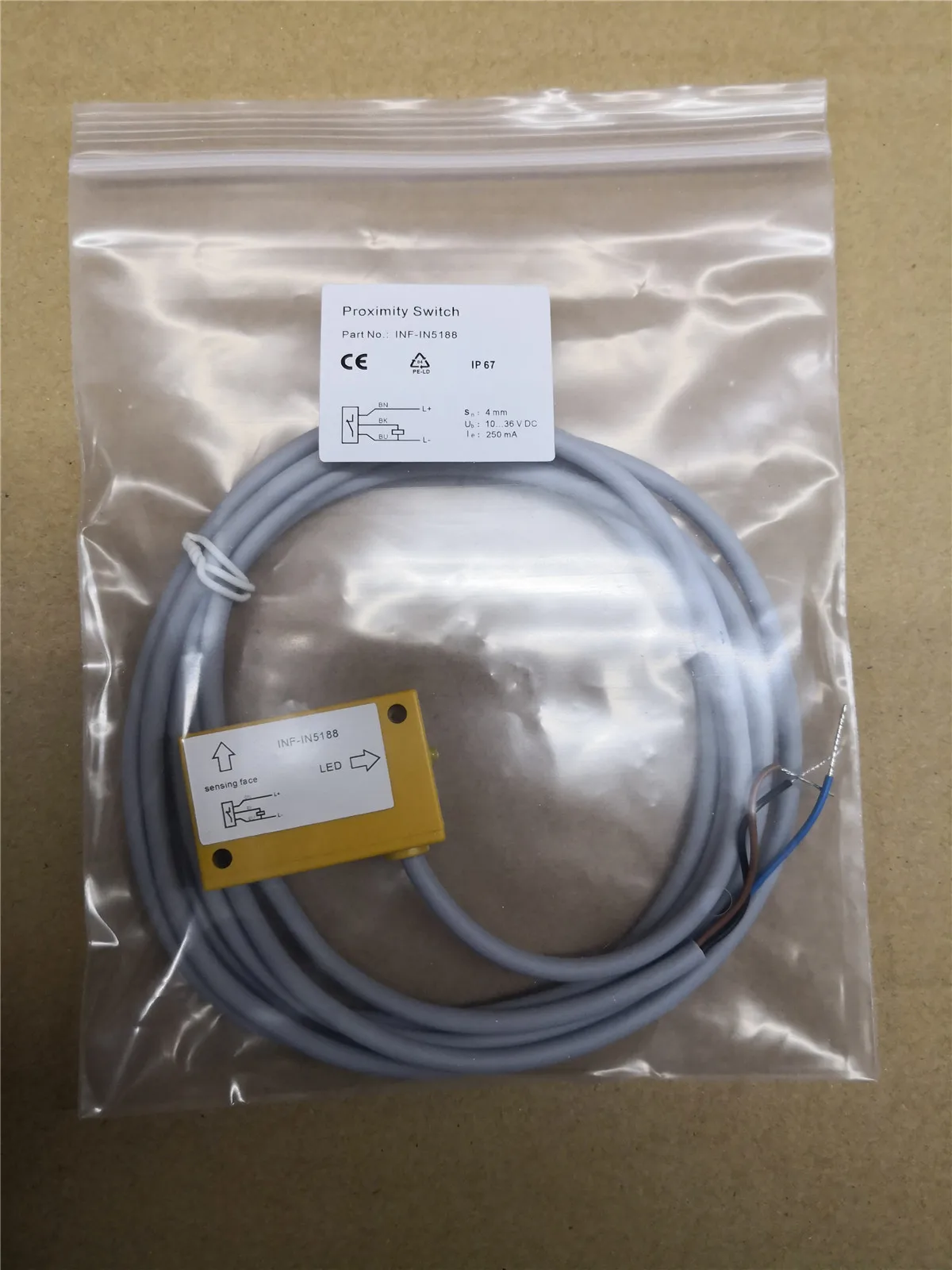 Inductive Proximity Sensor IM18-D1NA08-M1-W