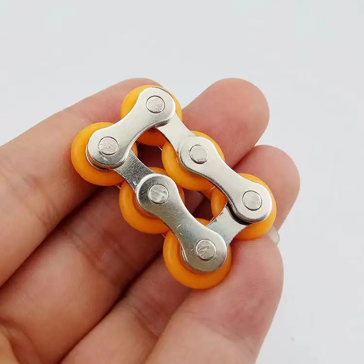 Mini Handheld Fidget Toy Set Six Roller Chain and Key Flippy Chain Bike Chain Fidget Stress Relief Toys