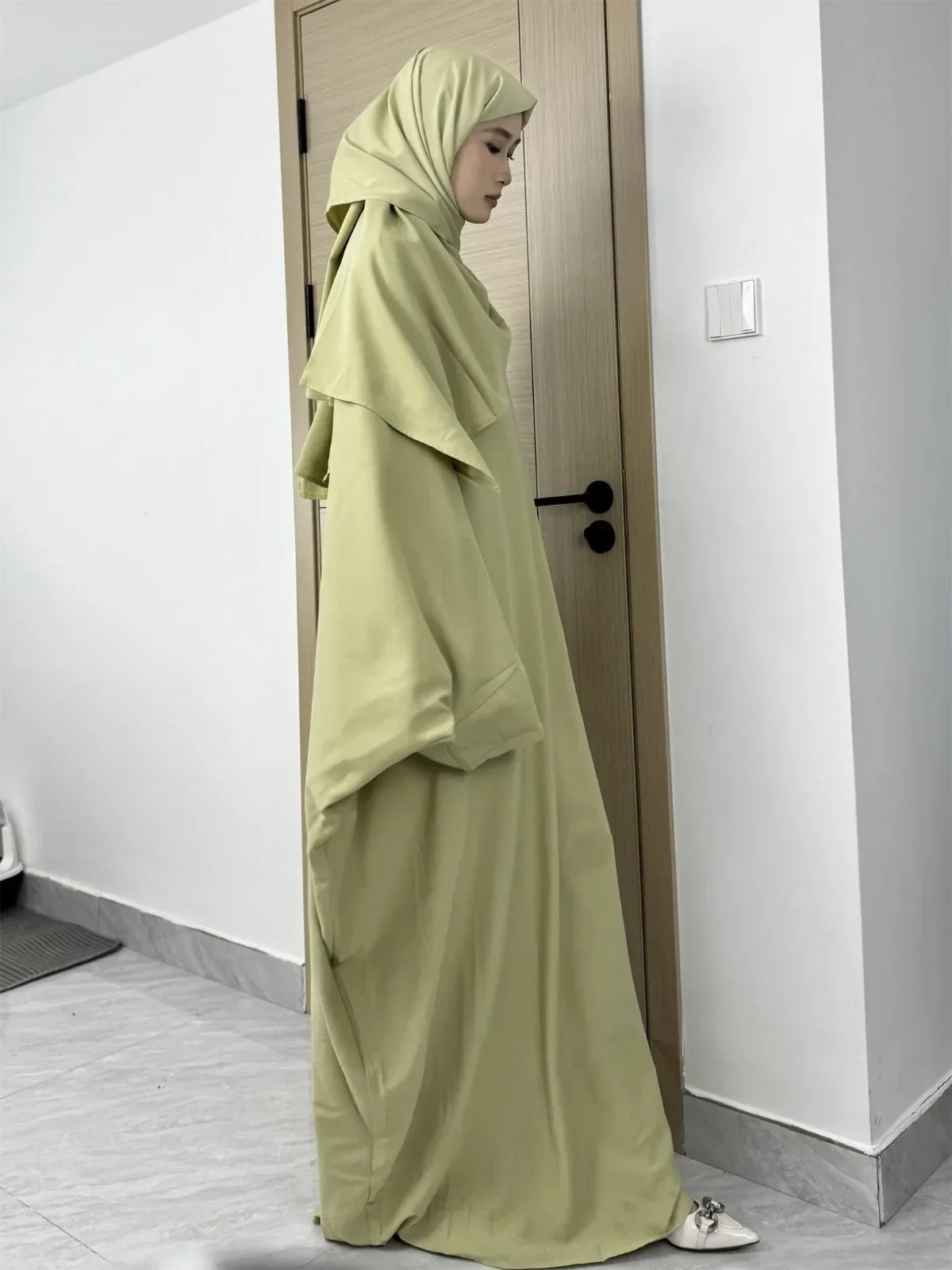 Women Jilbabs Islamic Clothing Dubai Robe Turkish Muslim Abayas With Hijab Two Pieces Modest Prayer Ethnic Dresses Loose Kaftans