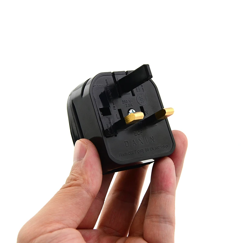 2022 Schuko Style Socket European 2-Pin to UK 3-Pin AC Mains Power Travel plug converter Adaptor in White black