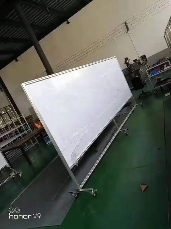 Magnetic dry erase white board