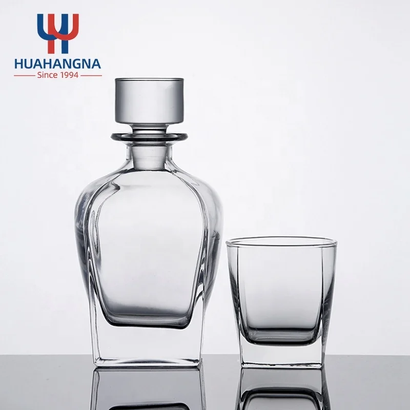 650ml Empty Lead Free Crystal Clear Glass Liquor Whisky Decanter Bottle with Stopper for Home Bar