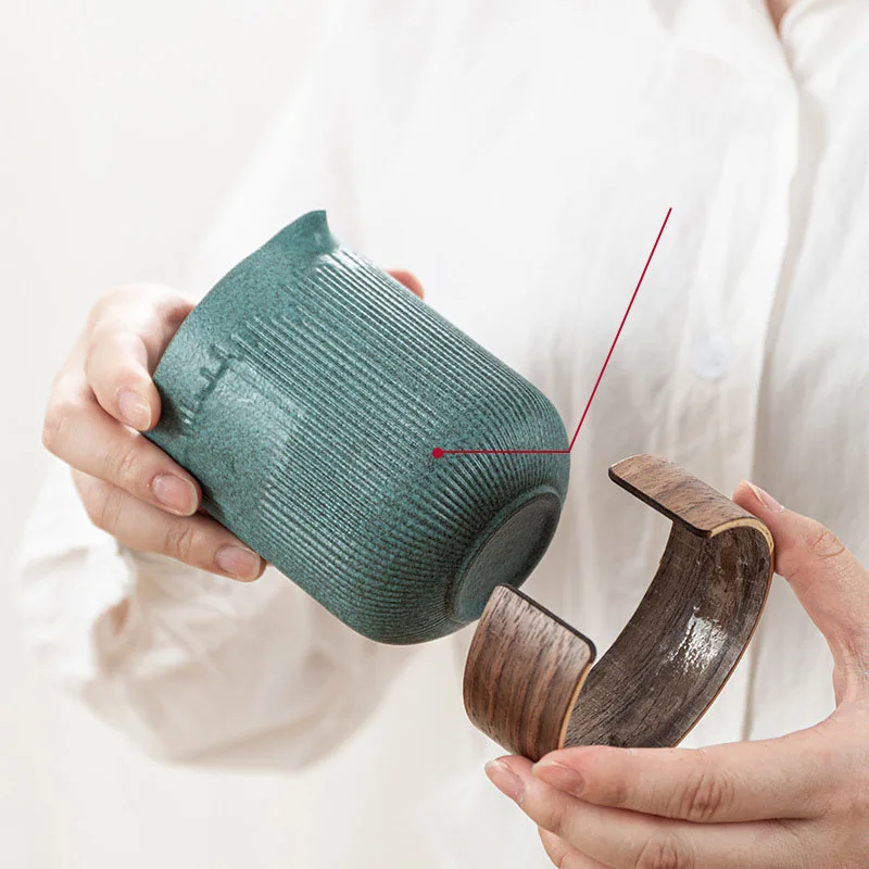 high quality fashion unquie Chinese kunfu portable travel ceramic tea cup set, water kettle 4 cups set with bag