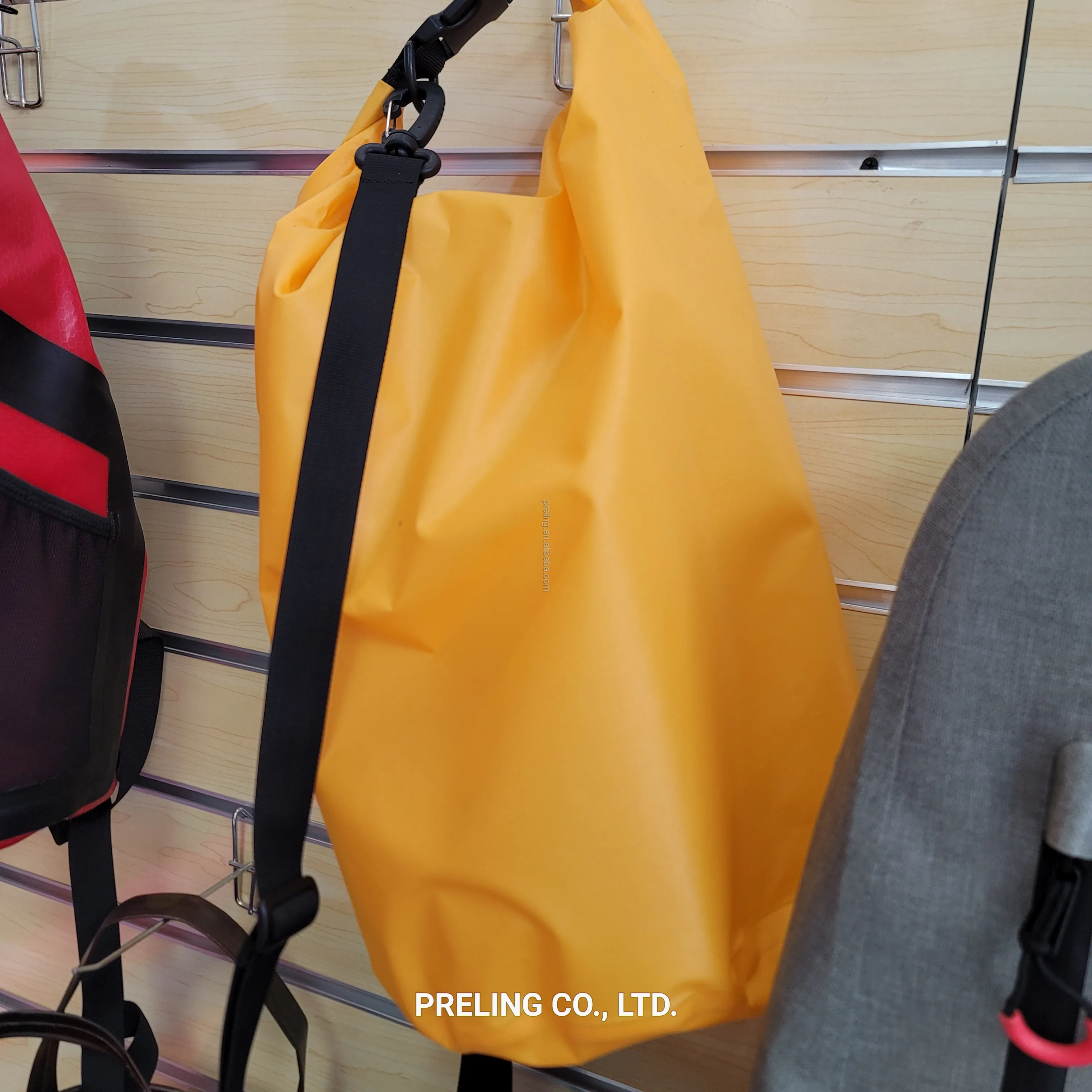 Nylon 40D 310T  TPU coated inflatable fabric for welding heat seal chamber cushion air bag