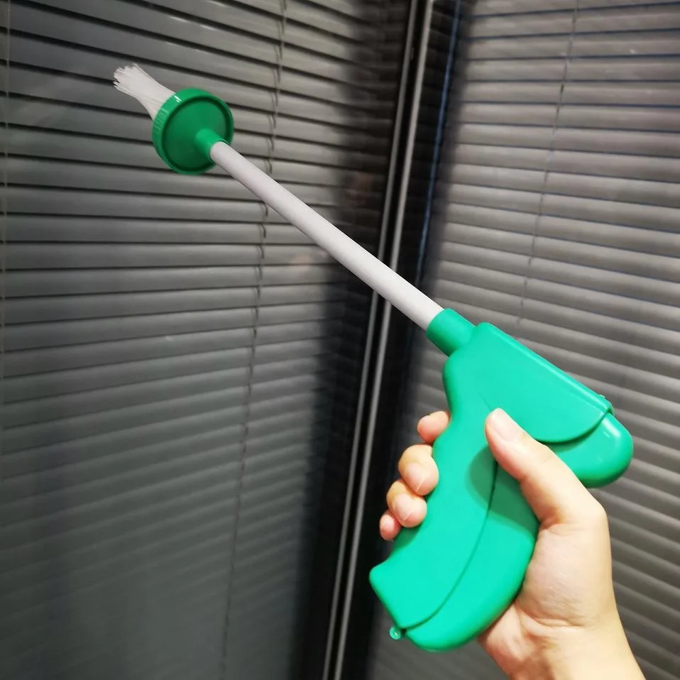 Eco Friend Home Safety Easy Remove Spider Critter Insect Catcher,Critter Catcher Long-Handled Insect Grabber Travel catcher