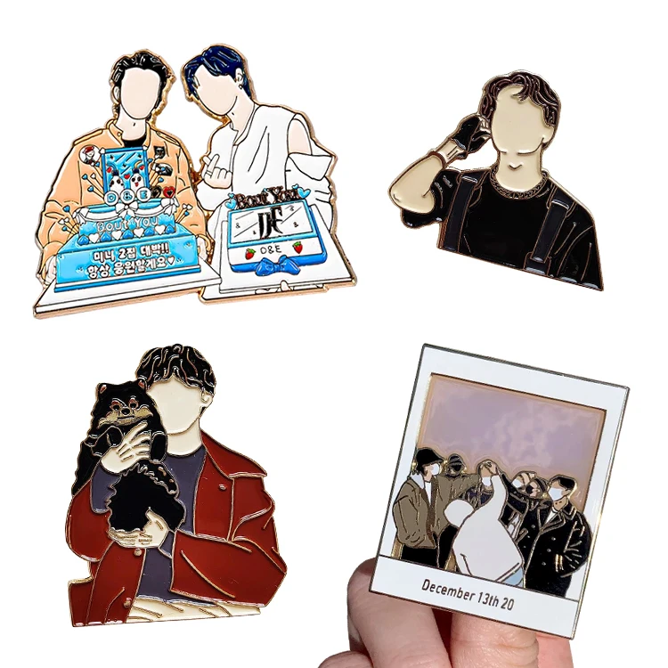 Custom Made Bulk Cute Anime Christmas Snow Korean Kpop Idol Hard Enamel Pin Display Zinc Alloy Metal Crafts