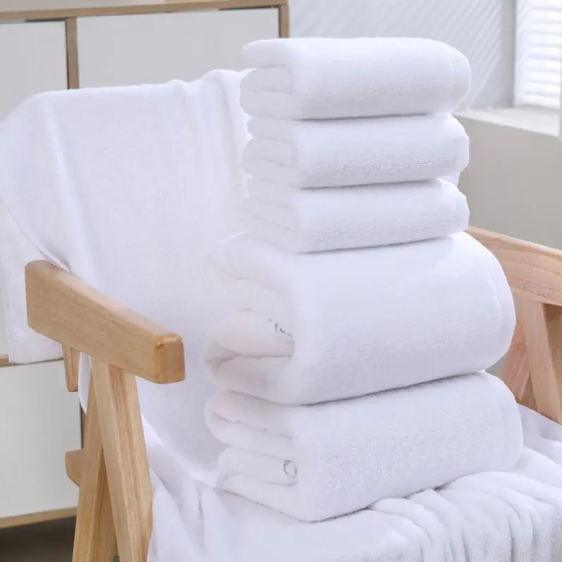 Customized Embroidered Logo 100% Cotton Quick-Dry Floral Jacquard Towel Hotel Spa Airplane Use Disposable Quick-Dry Feature