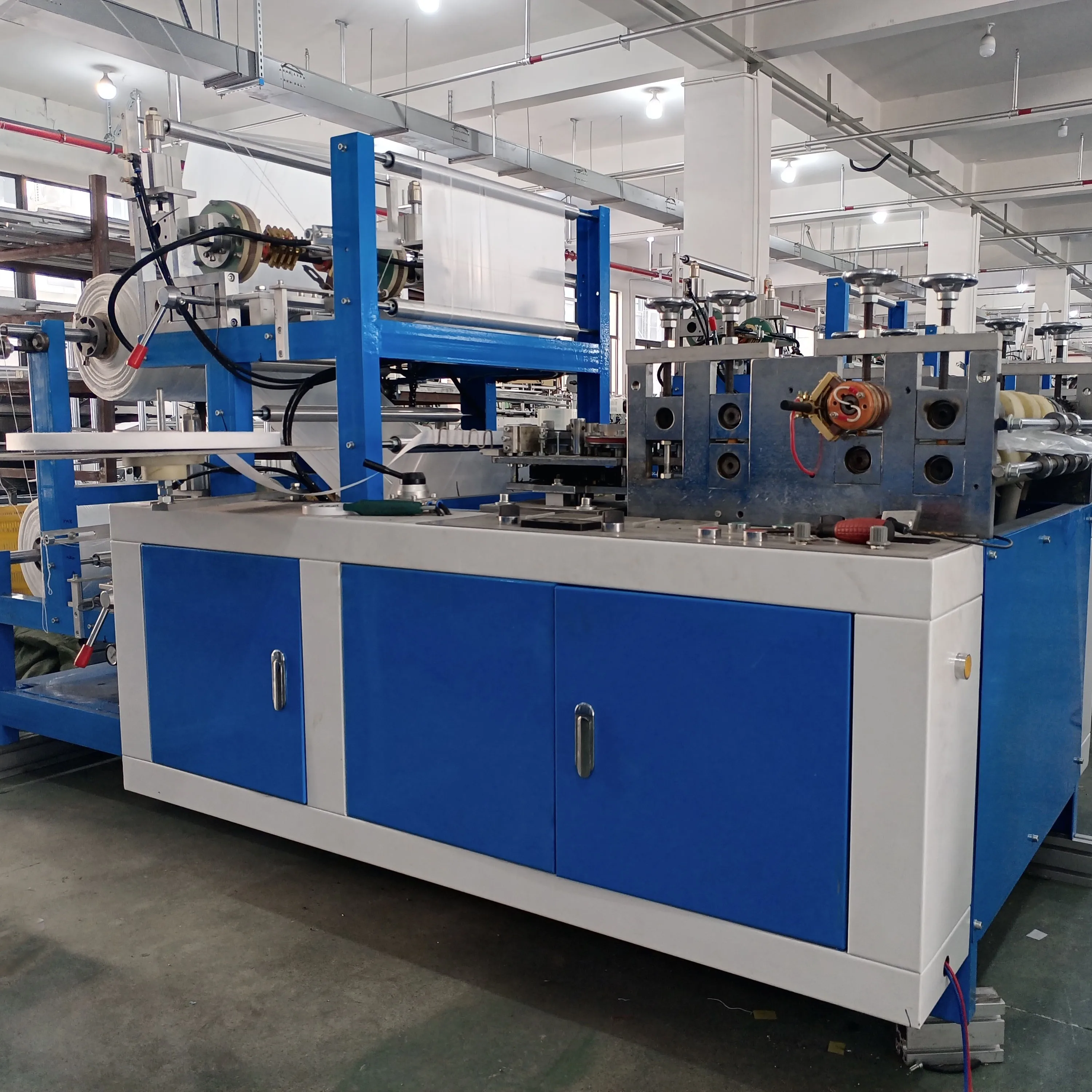 Одноразовая Пластиковая Водонепроницаемая машина для изготовления нарукавников для пищевых магазинов